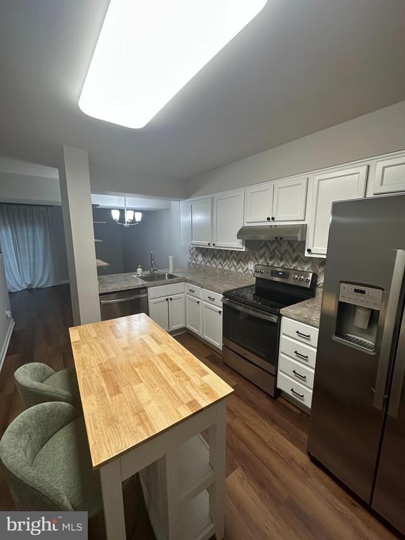 Photo - 2069 Tanglewood Dr