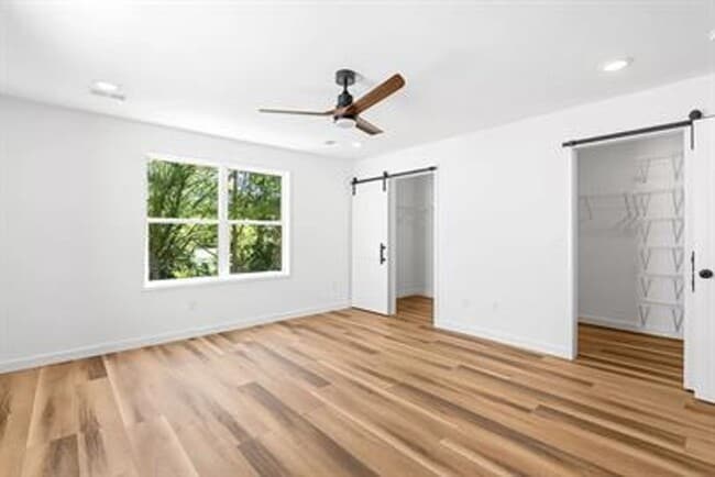 Photo - 3/2.5 Townhome Centrally Located in Greenv...