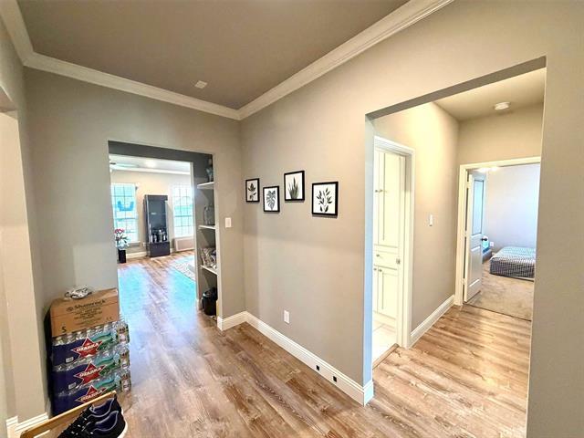 Photo - 402 Coyote Creek Dr