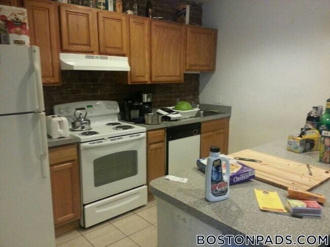 Photo - 486 Massachusetts Ave Unit 1