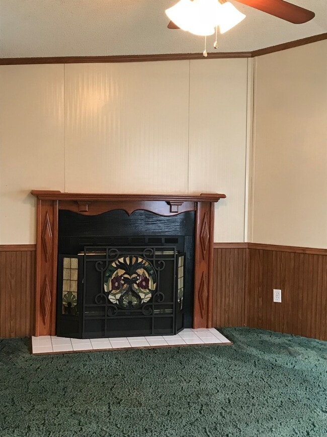 Photo - 3 Bedroom 2 Bath Home For Rent Near Post!
