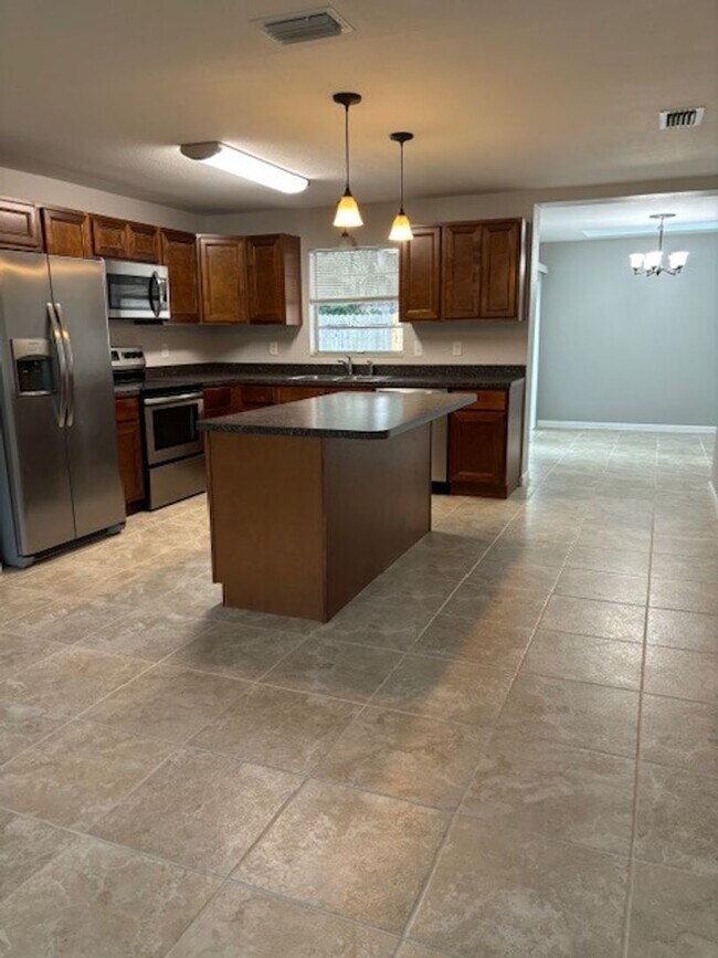 Photo - 120 Hardin Pl