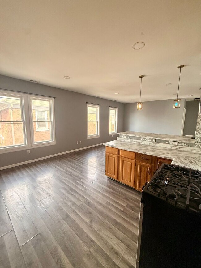 Photo - 713 S 4th St Unidad Upper