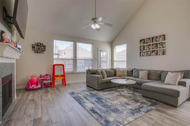 Photo - 7902 Thorneywood Rd