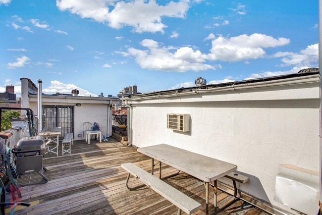 Photo - 410 E 13th St Unit 6C