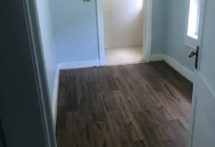 Photo - 910 Dakin St