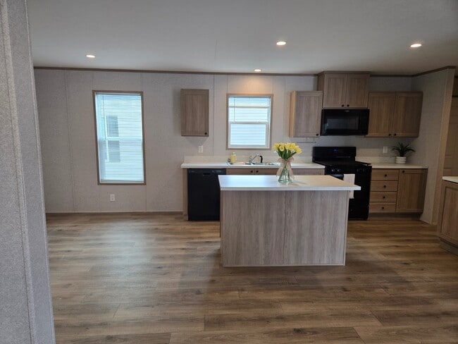 Photo - 2121 Panhandle Rd