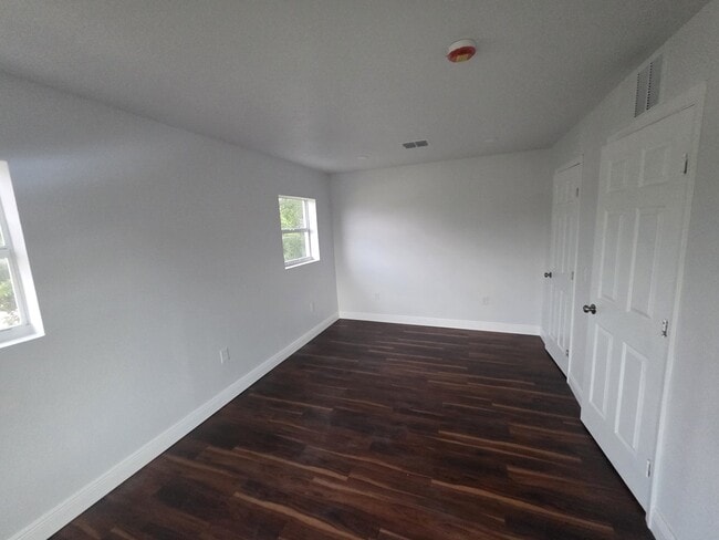 Photo - 4615 Aegean Ave
