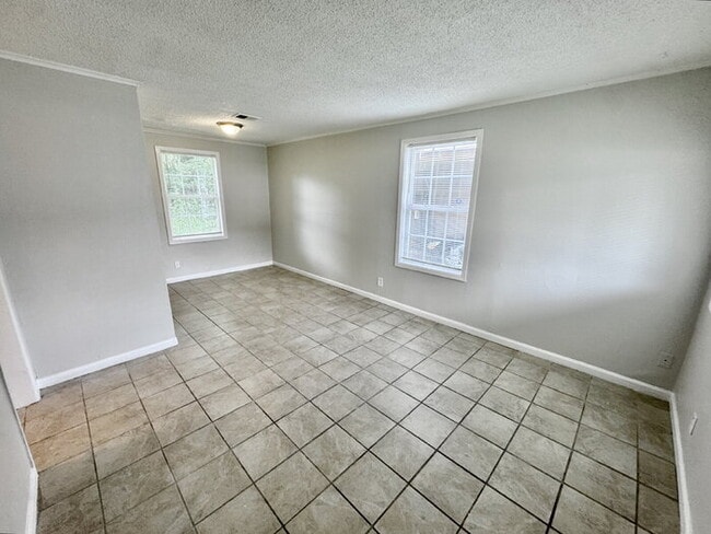 Photo - 1623 Harville St