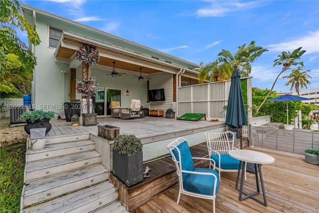 663 Ponce de Leon Dr