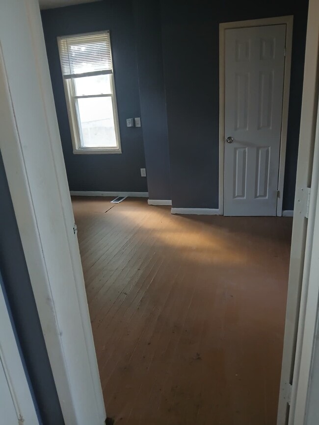 Photo - 3206 W 71st St