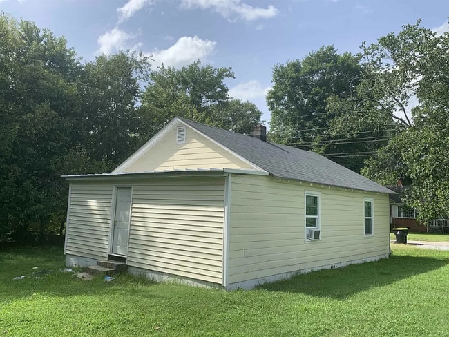 Building Photo - 450 Mason St