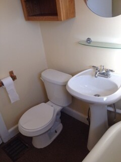 bathroom 1 - 857 Connolly Ave