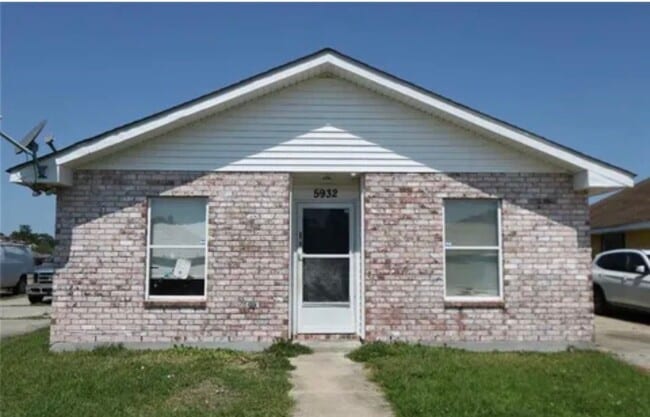 Building Photo - 5932 Becker St