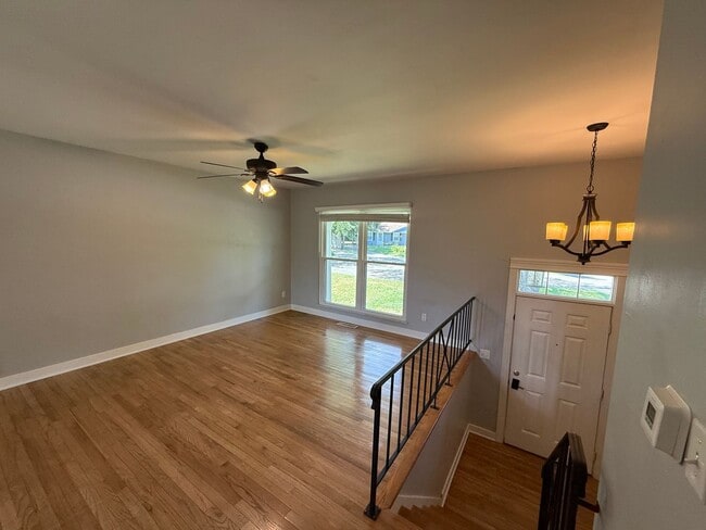 Photo - 213 Poplar Dr