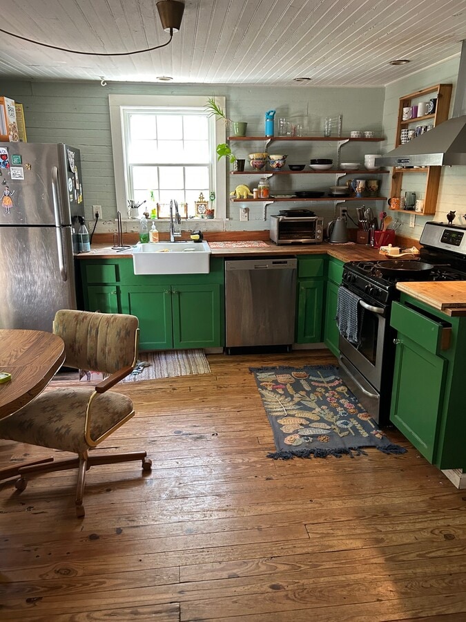 Photo - 670 Nantahala Ave