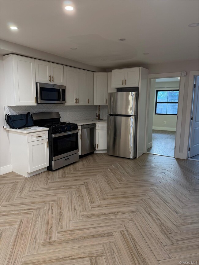 Photo - 113-42 Springfield Blvd