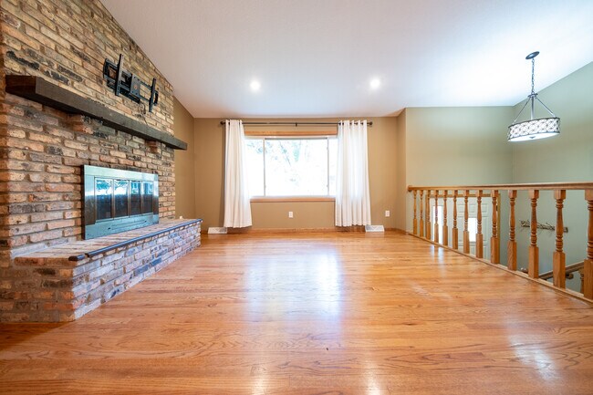 Photo - 13218 Van Buren St NE