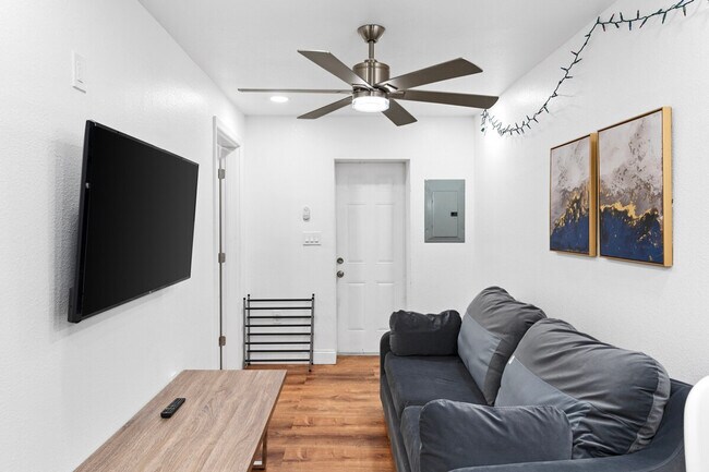 Photo - 3417 N 10th St Unit ID1320245P