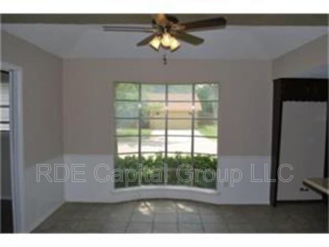 Photo - 7250 Vanessa Dr