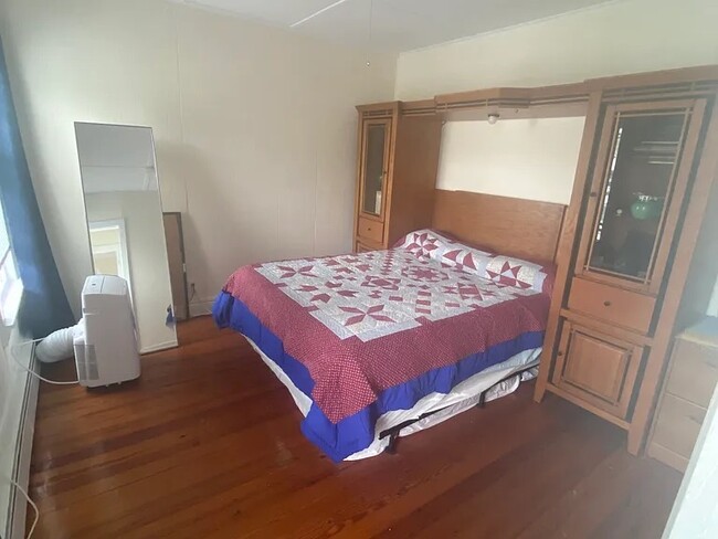 Photo - 114 Main St Unit Apt 2W