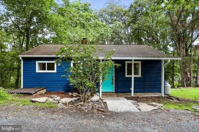 Photo - 159 Wolfe Hill Rd