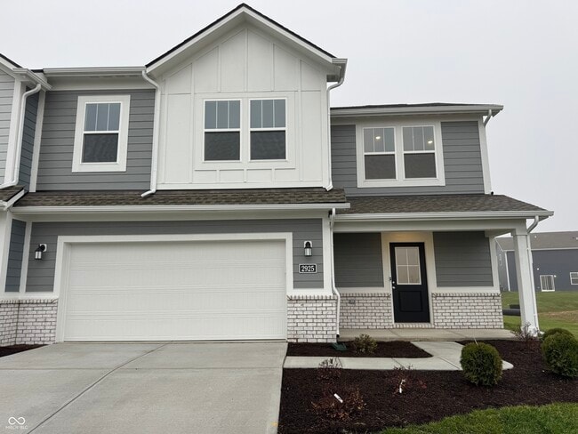 Building Photo - 2925 Grand Rdg Dr