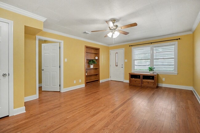 Photo - 130 San Fernando Dr