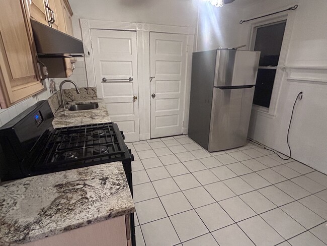 Photo - 97 Franklin St Unit 1