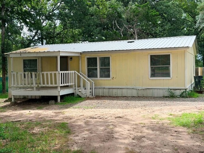 8607 Burleson Manor Rd