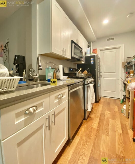 Photo - 733 Parker St Unit 1