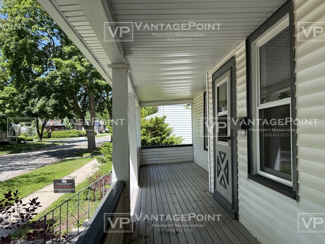 Photo - 315 S Superior St