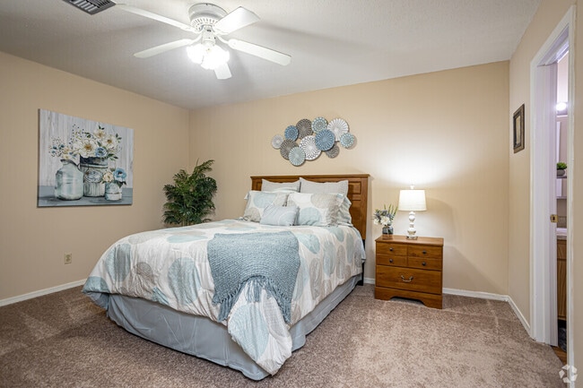 Woodlake-1BR 1BA.BR - Woodlake Apartments