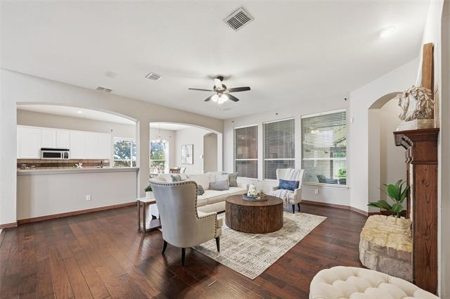 Photo - 2085 Club Lake Cir