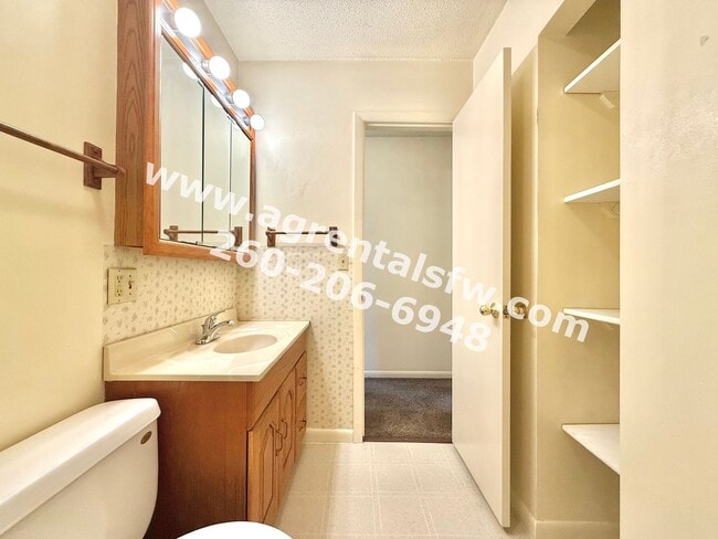 Photo - 1002 Lewis Pl Unidad 1004