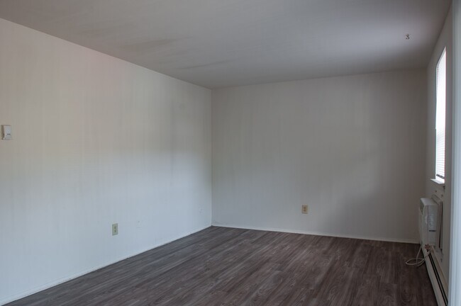 Pennsbury Court Apartments