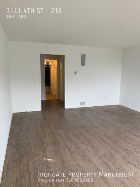 Photo - 3111 4th St Unidad 218
