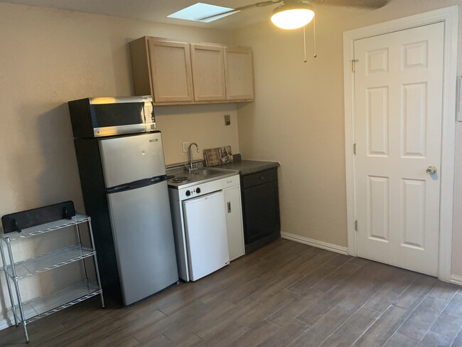 Kitchen - 9669 Stonehaven Dr House