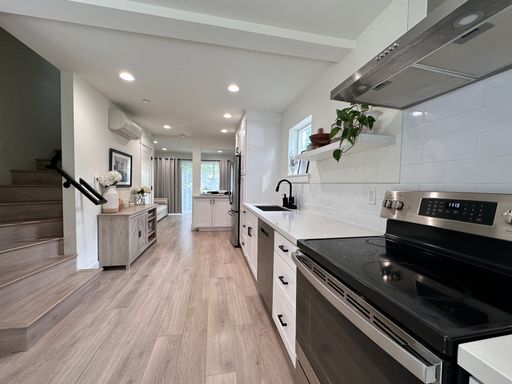 Photo - $500.00 RENT CREDIT! Luxe 3BR Townhome w/ ...