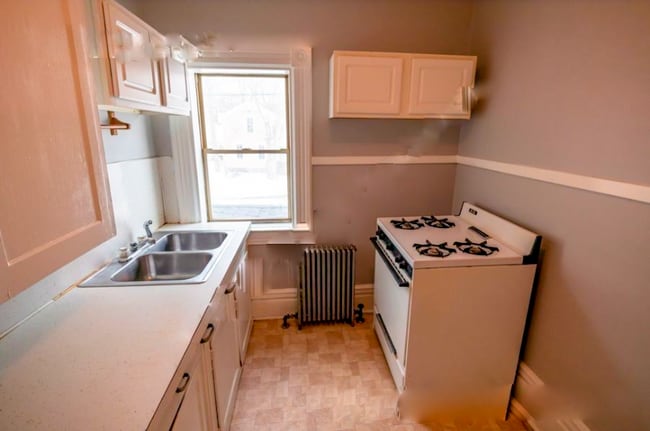 Building Photo - 220 N Dexter St Unit 222.5