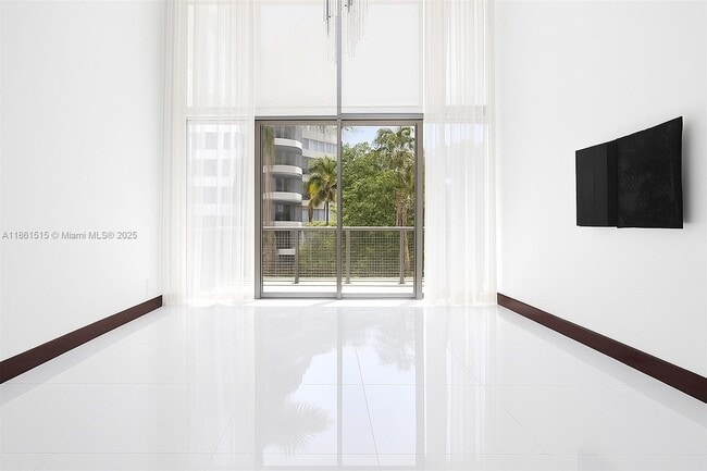Building Photo - 6000 Collins Ave Unit 326 Rental
