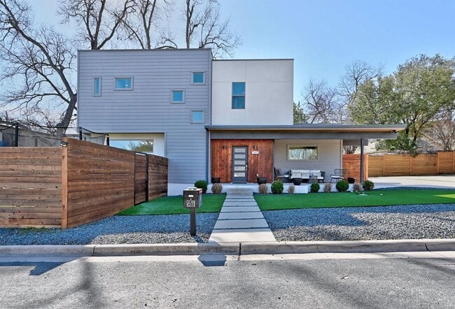 Photo - 611 Jewell St Casa