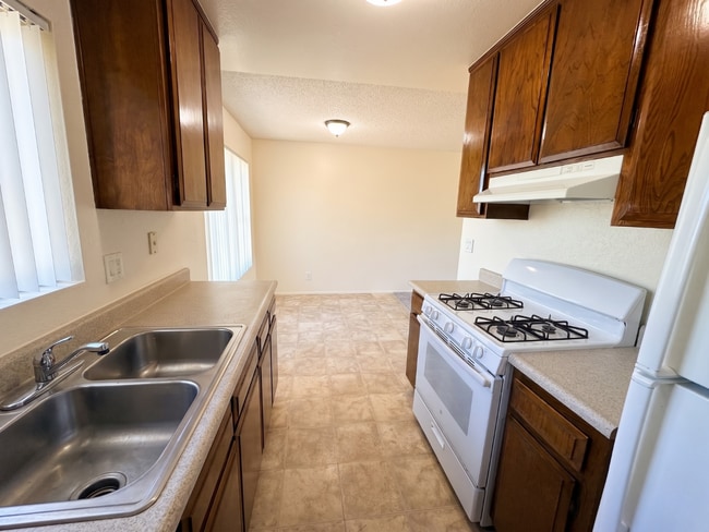 Photo - 1010 S Magnolia Ave Unidad 1