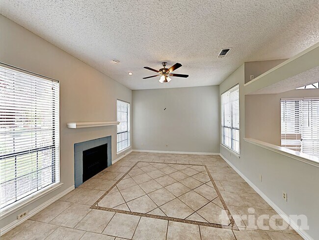 Photo - 6623 Mountain Cedar Ln