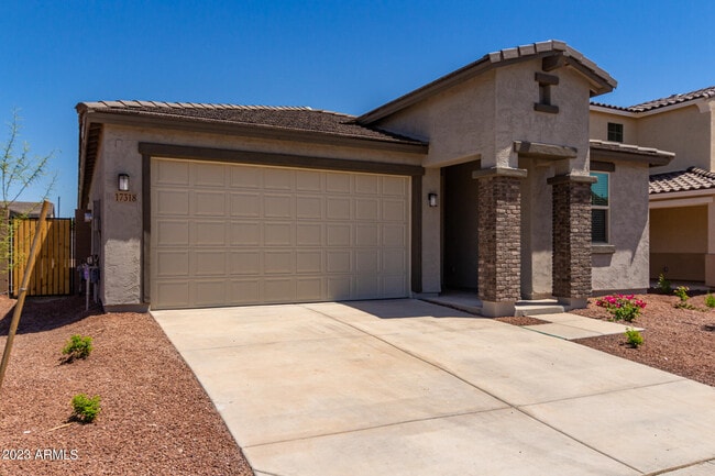 Photo - 17318 W Surrey Dr