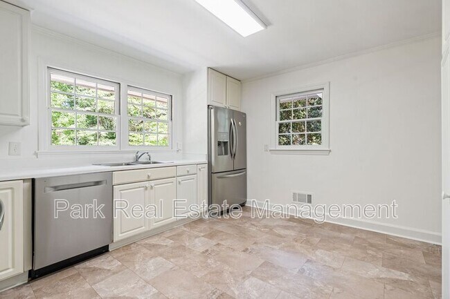 Photo - 1209 Roosevelt Dr