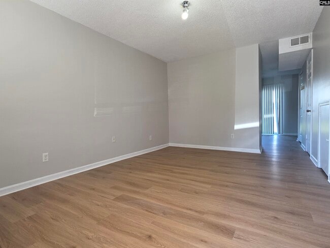 Photo - 1918 Jessamine Rd