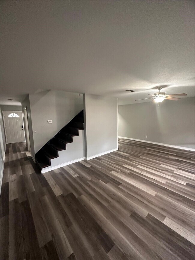 Photo - 2327 Briarwest Blvd