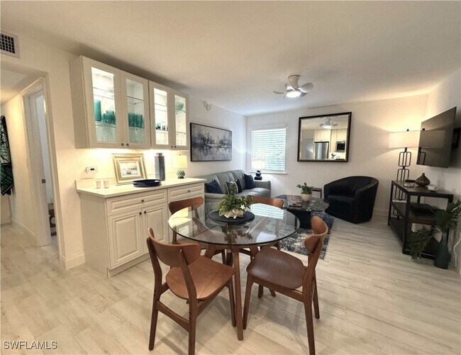 Building Photo - 175 5th Ave S Unit 103