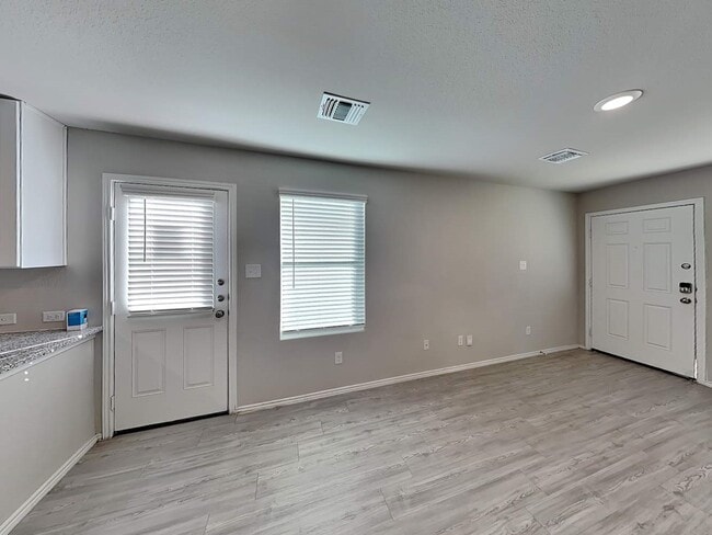 Photo - 5726 Verracio Ct